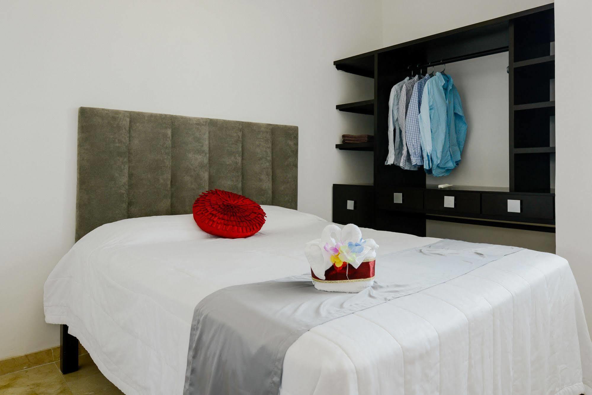 La Playa Condo ปลายาเดลการ์เมน ภายนอก รูปภาพ
