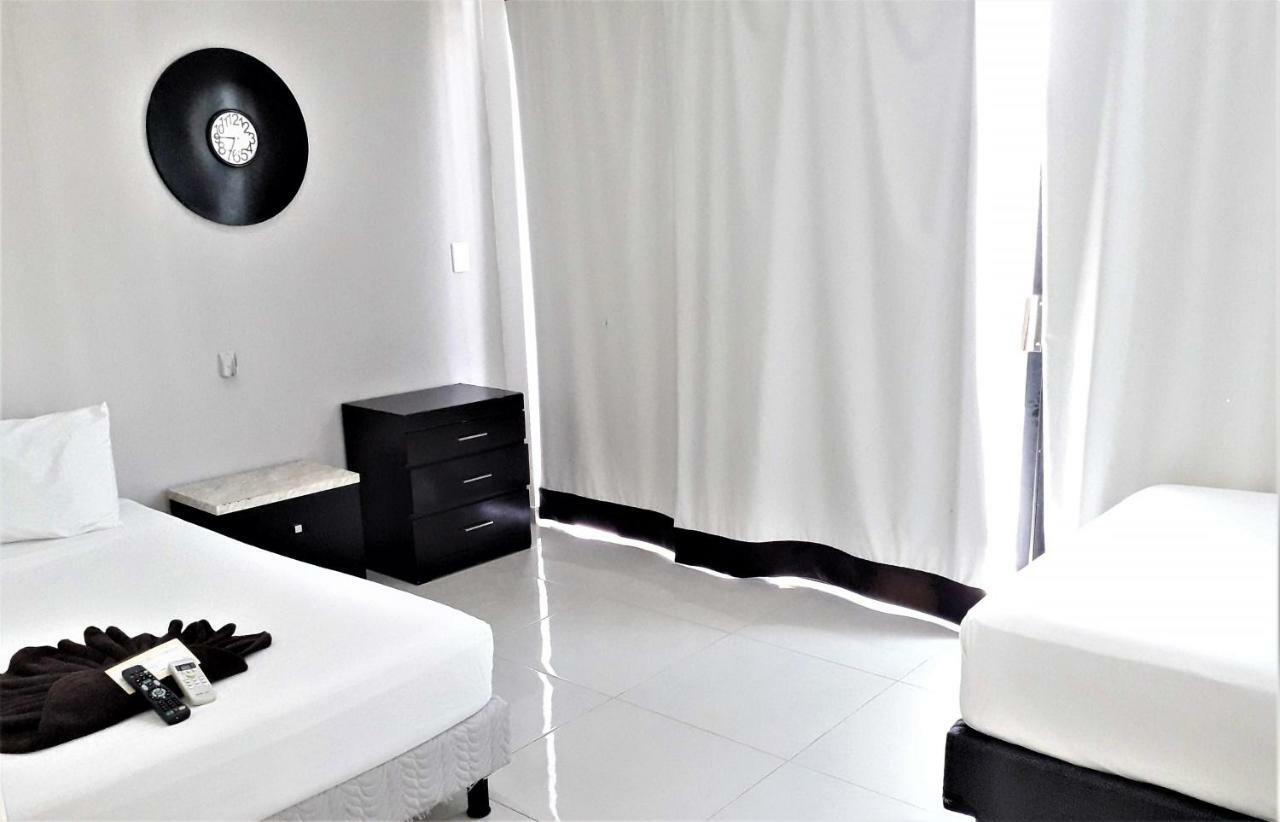 La Playa Condo ปลายาเดลการ์เมน ภายนอก รูปภาพ